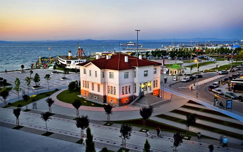 Yalova'nın Yakınında